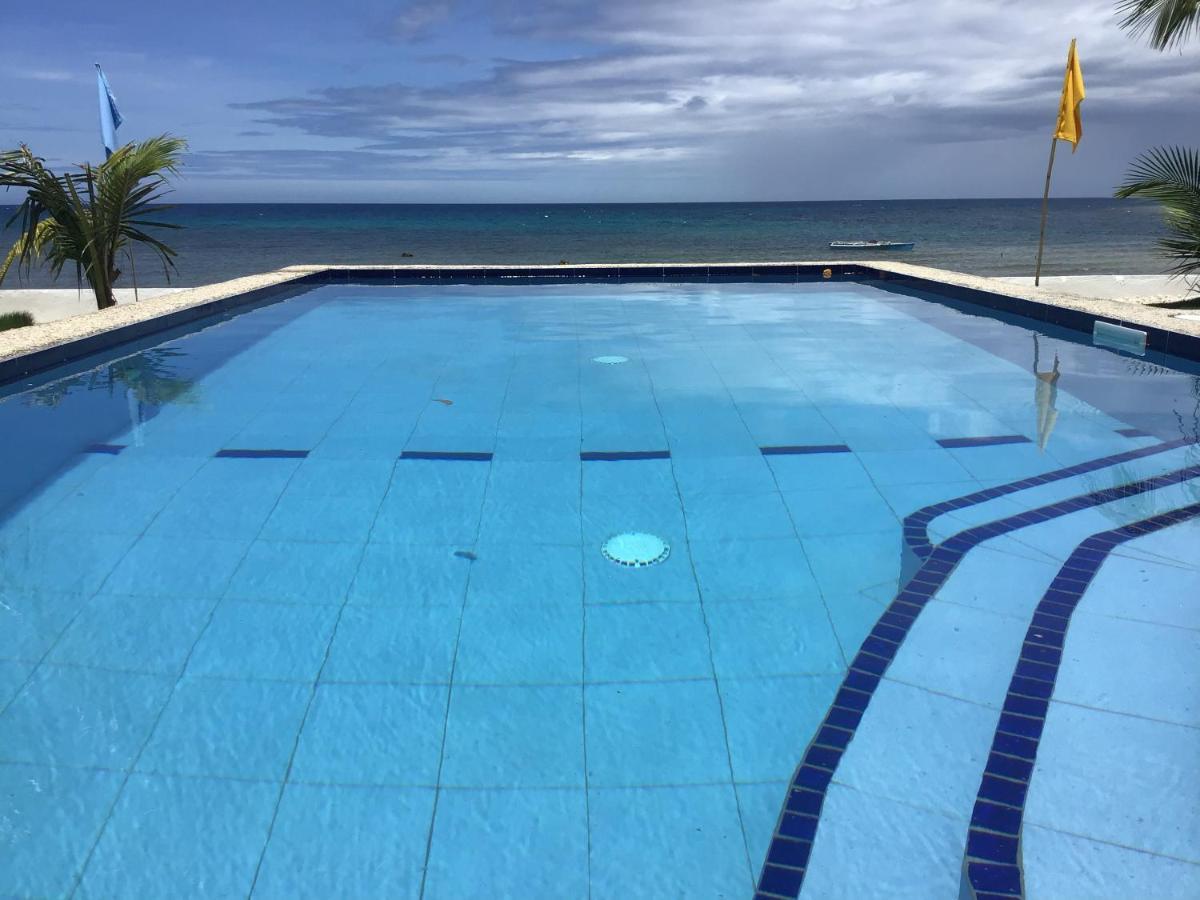 Dimiao Bamboobeachvilla1 Ac New Oceanfront Pool Sunsetview Garden Kitchen Satellite Starlink Wi-Fi מראה חיצוני תמונה