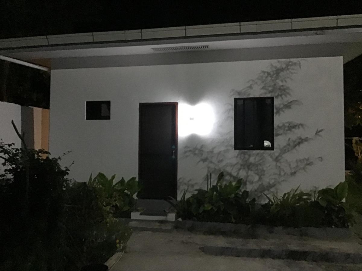 Dimiao Bamboobeachvilla1 Ac New Oceanfront Pool Sunsetview Garden Kitchen Satellite Starlink Wi-Fi מראה חיצוני תמונה